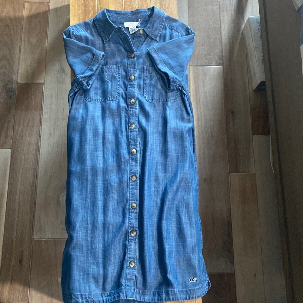 Vineyard vines denim button dress